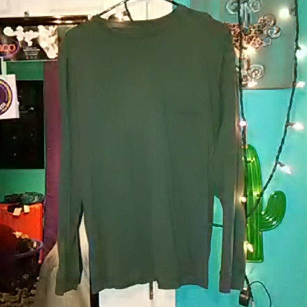 Southern Point Co.  Long sleeve pocket tee